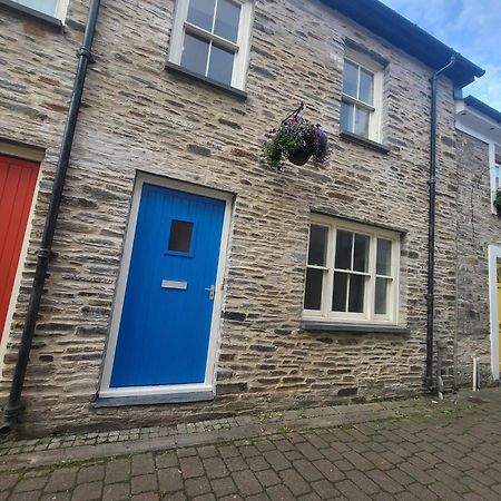 Stunning Seaside Town Cottage カーディガン エクステリア 写真