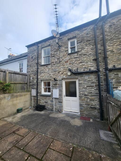 Stunning Seaside Town Cottage カーディガン エクステリア 写真